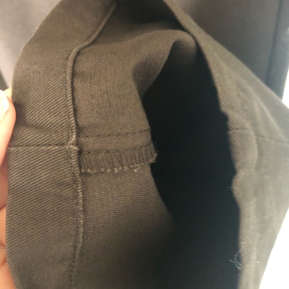 DOCKERS Classic Fit Pleated Khaki size 36x30 - Picture 6 of 16